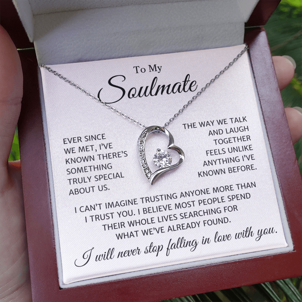 Soulmate "Never Stop" | Forever Love Necklace