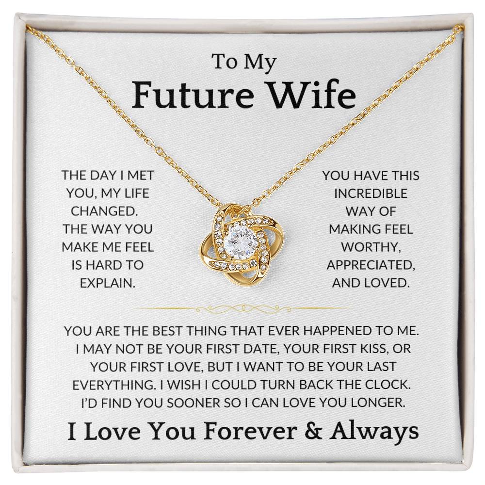Future Wife "The Best Thing" | Love Knot Necklace