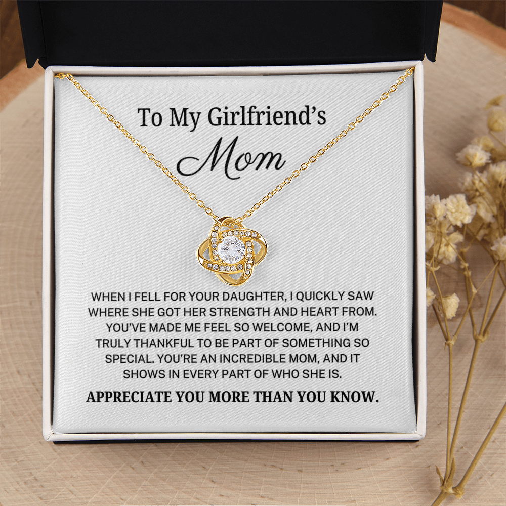 Girlfriend's Mom "Incredible Mom" | Love Knot Necklace