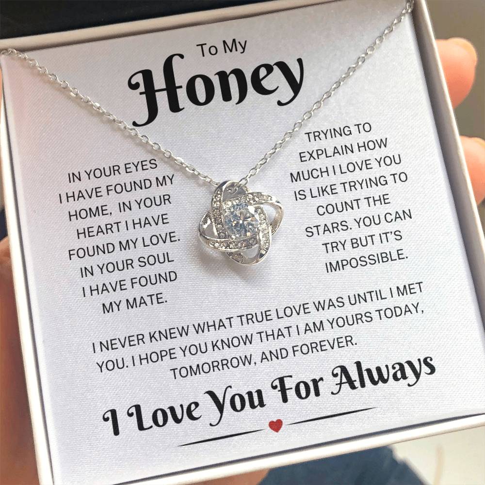 Honey "True Love" | Love Knot Necklace