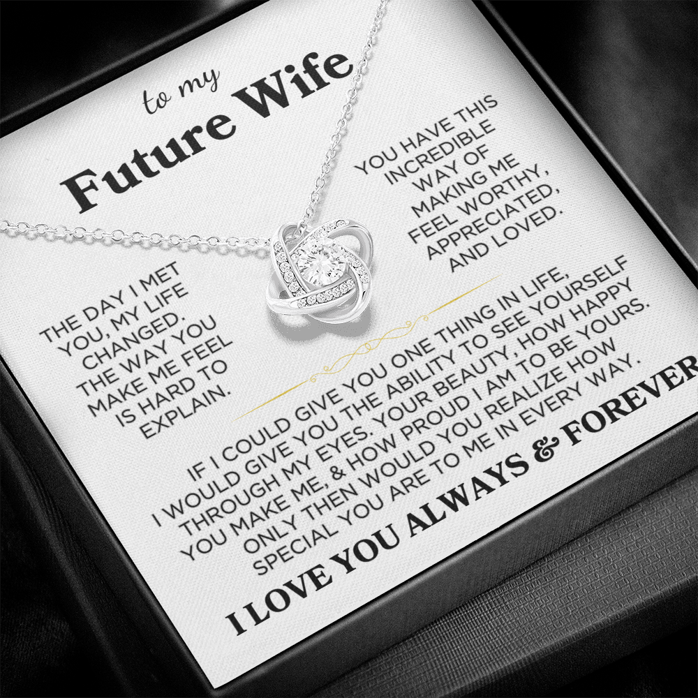 Future Wife "One Thing" | Love Knot Necklace