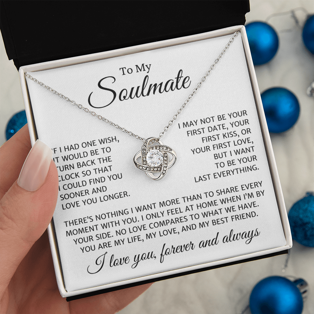 Soulmate "Every Moment" | Love Knot Necklace