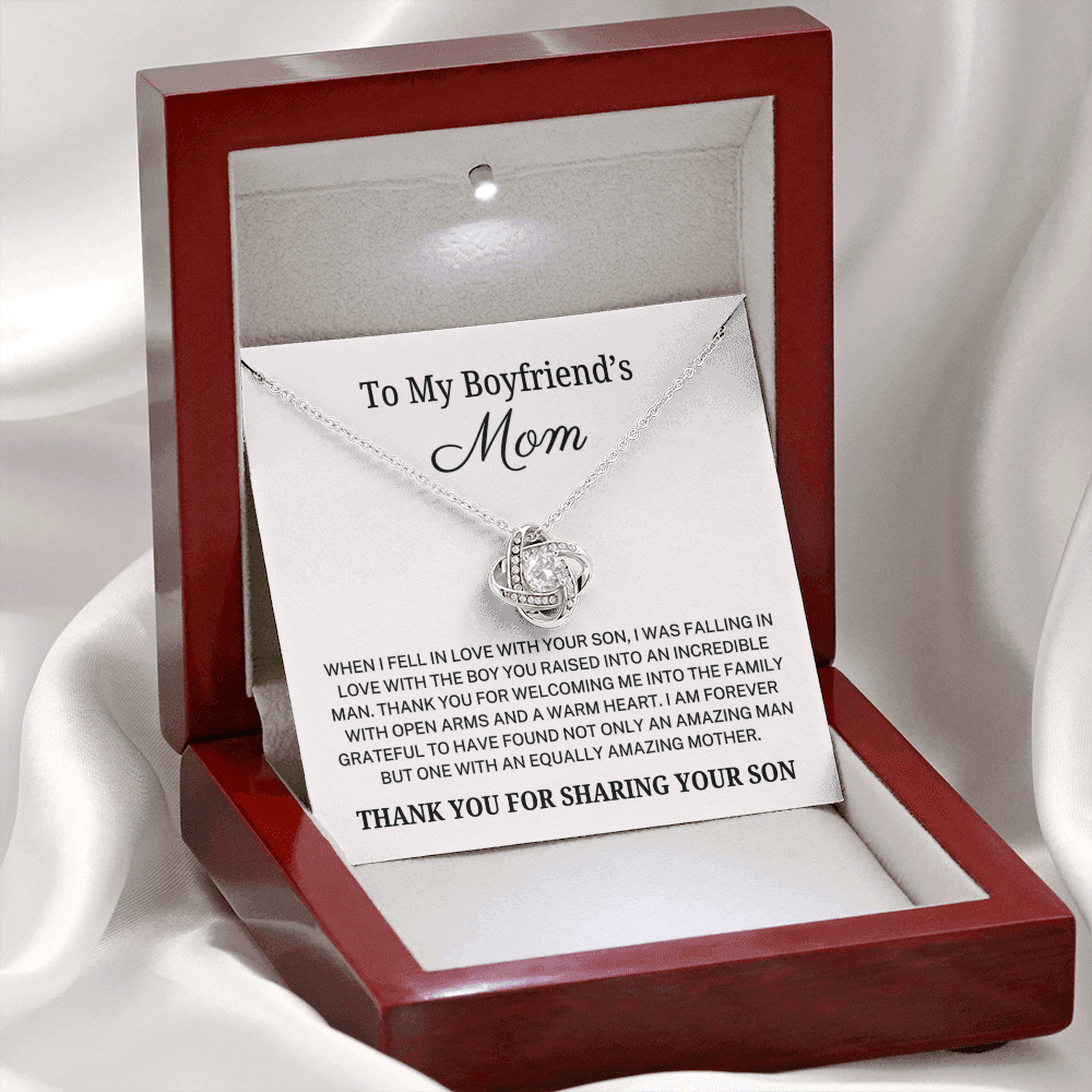 Boyfriend's Mom "Amazing Mother" | Love Knot Necklace