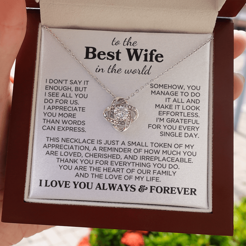 Wife "Best Wife In The World" | Love Knot Necklace