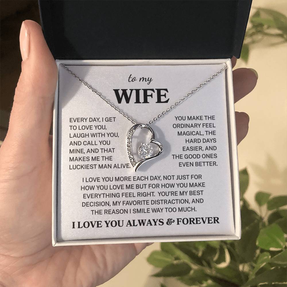 Wife "Luckiest Man Alive" | Forever Love Necklace