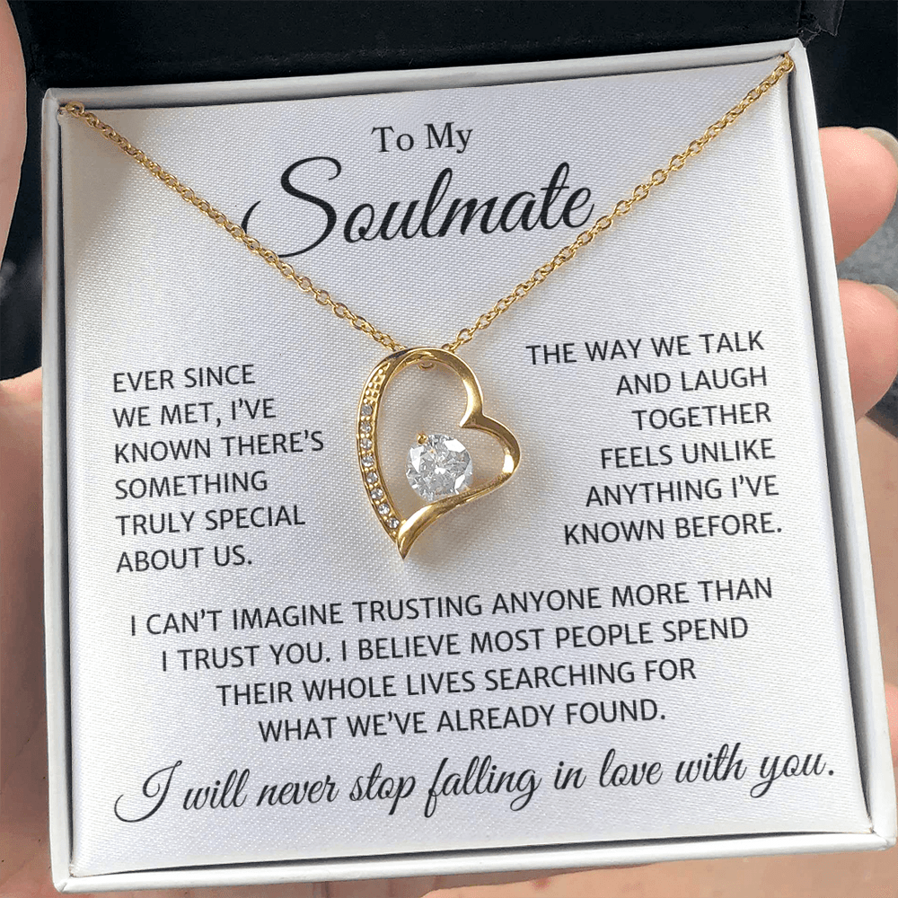 Soulmate "Never Stop" | Forever Love Necklace