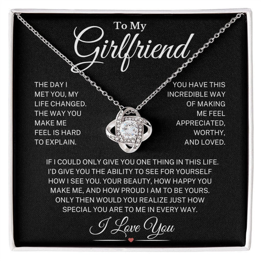 Girlfriend "The Day I Met You" | Love Knot Necklace