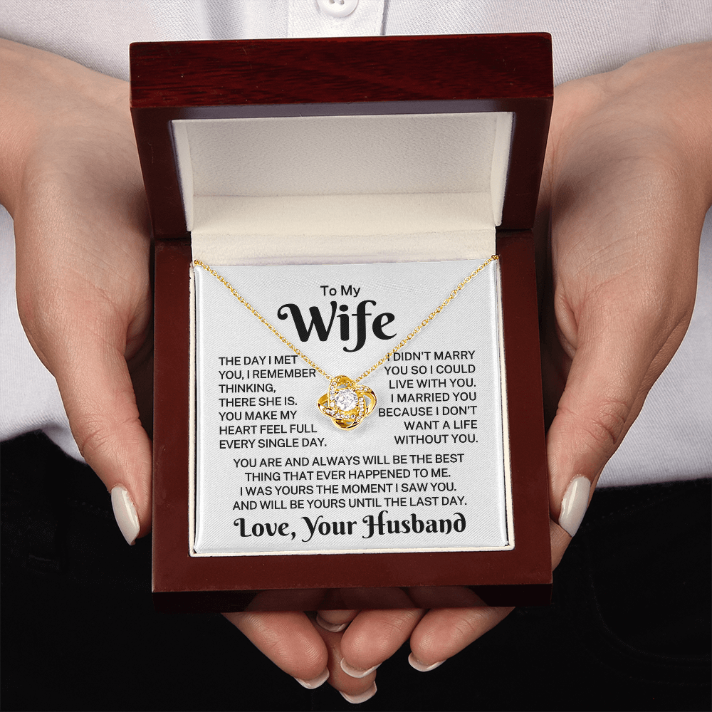 Gift for Wife "There She Is" | Love Knot Necklace