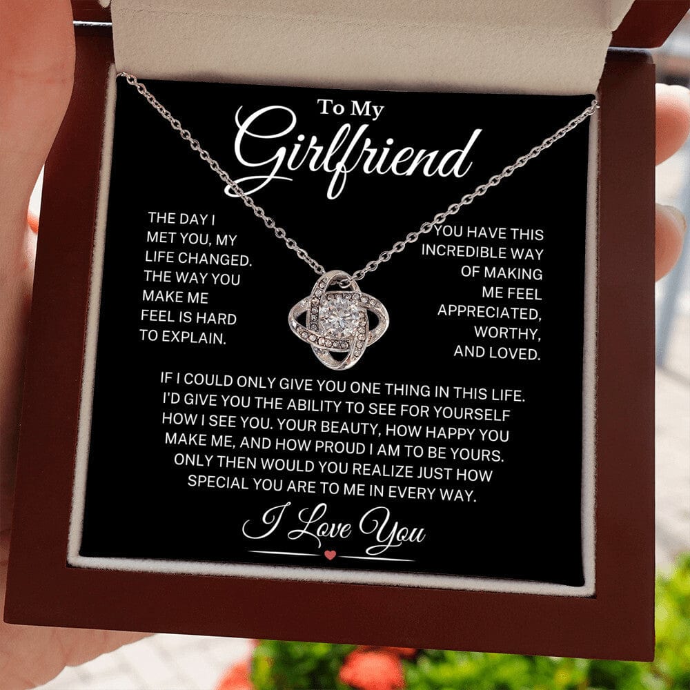 Girlfriend "The Day I Met You" | Love Knot Necklace