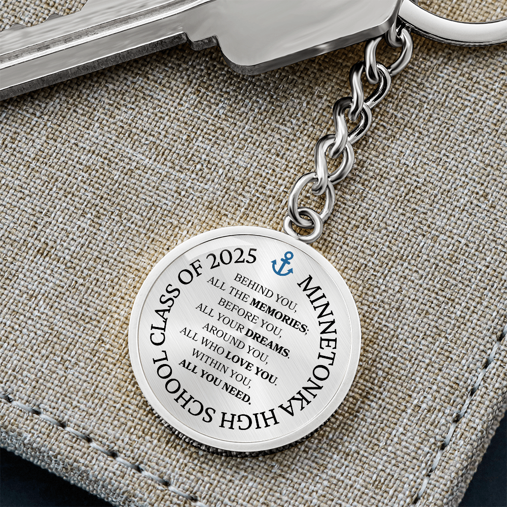 Minnetonka Class of 2025 | Personalized Circle Keychain
